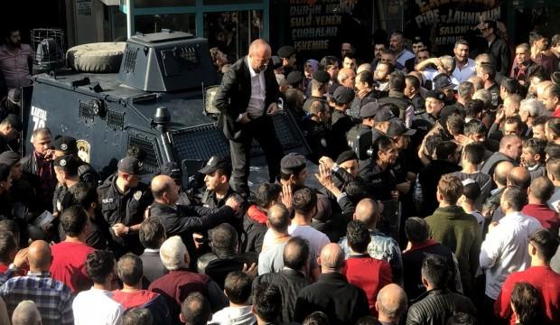 İstanbul'da markete silahlı saldırı: Ölü ve yaralılar var