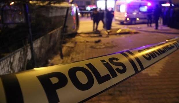 Eski eşini sokak ortasında bıçakladı