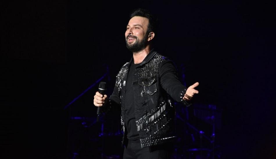 tarkan_11_yil_sonra_viyanada_konser_verdi_1574403257_8548.jpg