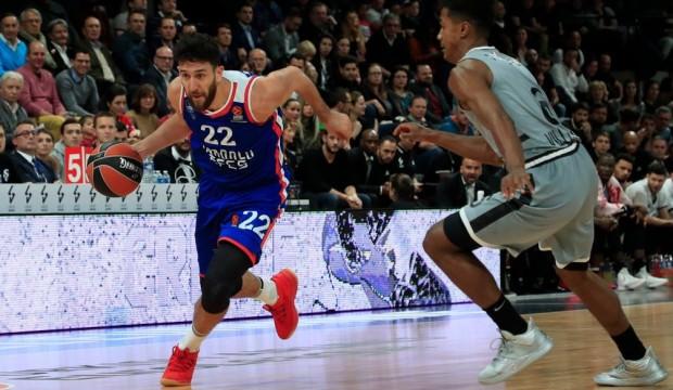 Anadolu Efes Fransa'da kazandı!
