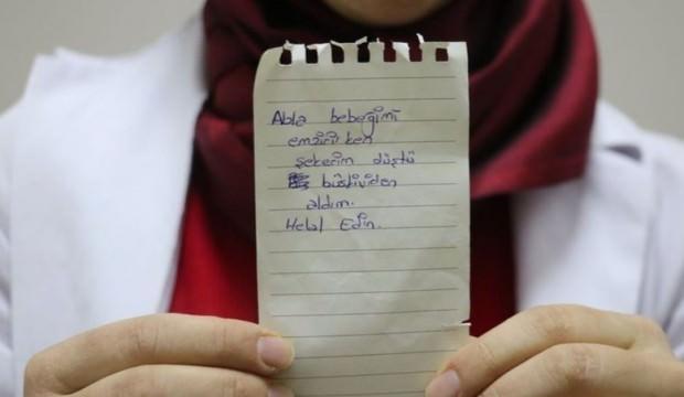 Yediği bisküviler için bıraktığı not duygulandırdı