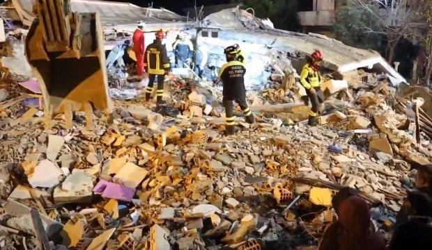 Arnavutluk'ta ölü sayısı 50'ye yükseldi