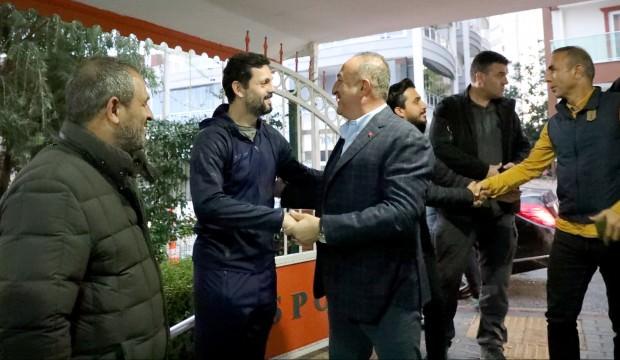 Bakan Çavuşoğlu'ndan Alanyaspor'a ziyaret