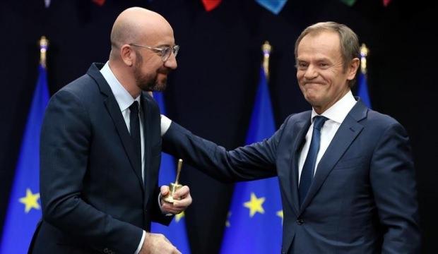 Görevi biten Juncker ve "renkli" başkan Tusk sınıfta kaldı