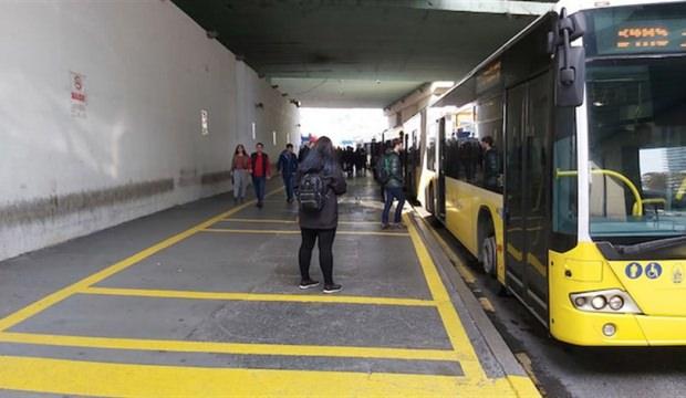Metrobüs'te 'işaretli bekleme yeri' dönemi