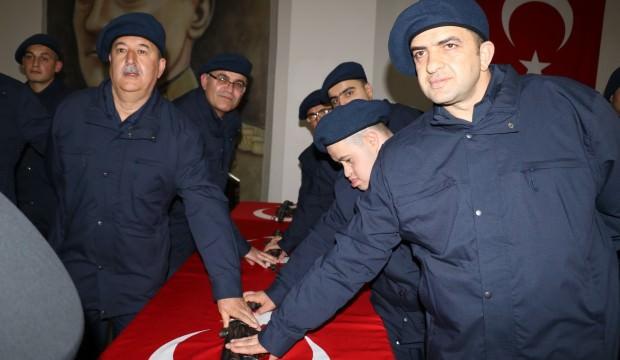 Oğluyla askerlik yapabilmek için tam 25 yıl bekledi