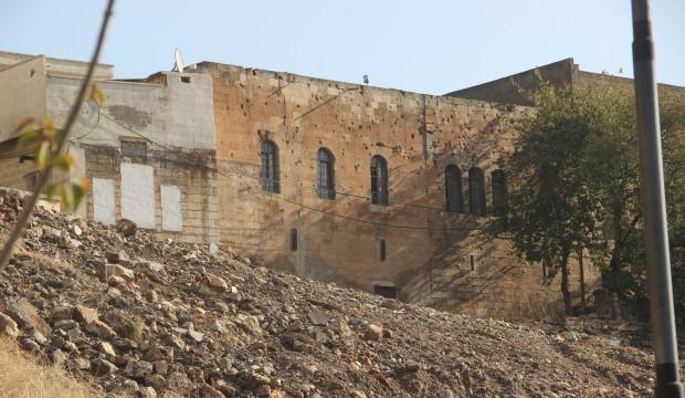 Burası Şanlıurfa! Duvar yıkılınca gün yüzüne çıktı