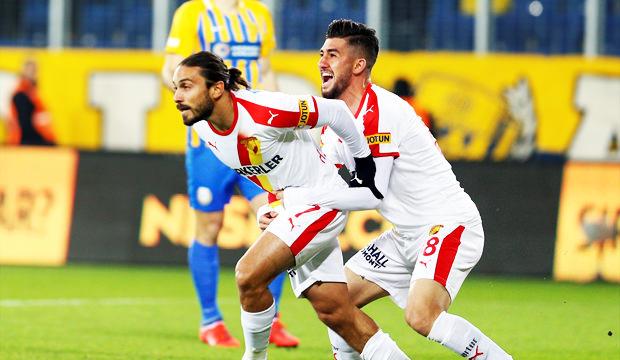 Ankaragücü'ne bir darbe de Göztepe'den!