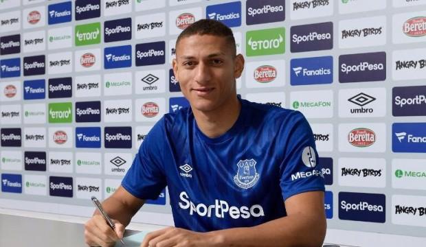 Everton, Richarlison'un sözleşmesi uzattı