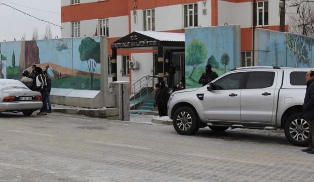 HDP'li iki belediyeye yeni görevlendirme!