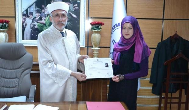 Leonie Balzer, Müslüman olup bu ismi aldı