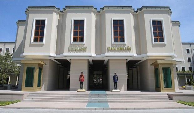 Son dakika haber: İçişleri: Almanya vatandaşı 5 YTŞ sınır dışı edildi
