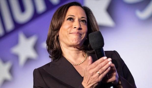 Trump'ın rakiplerinden Kamala Harris yarışı bıraktı