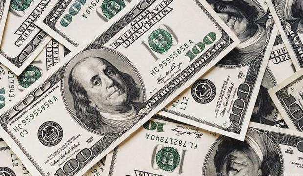 70 bin doları çöpe attı! Saatlerce paranın izini sürdü