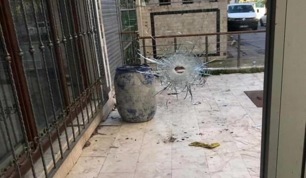 Babasının tabancasıyla öğrenci yurdunu kurşunladı