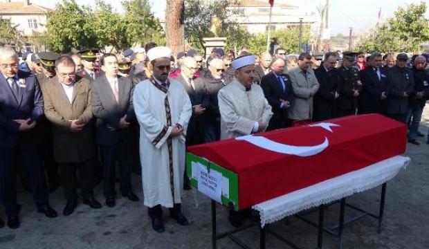Kore gazisi, askeri törenle son yolculuğuna uğurlandı