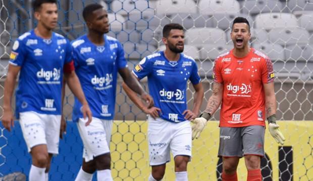 Cruzeiro küme düştü