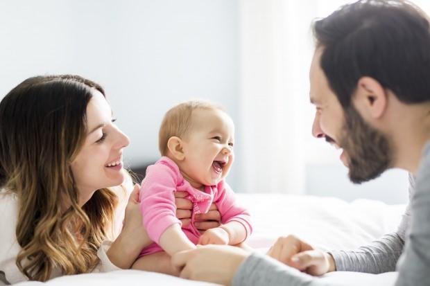 Bebeklerde konuşma evreleri neler?