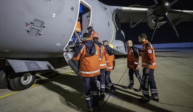 Sağlık personelini taşıyan TSK'ye ait uçak Mogadişu'ya ulaştı