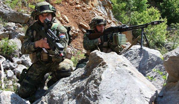 Hırvatistan hareket geçti: Askerlerini çıkardılar