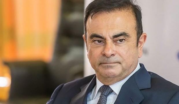 Çakal Carlos'a yasak geldi