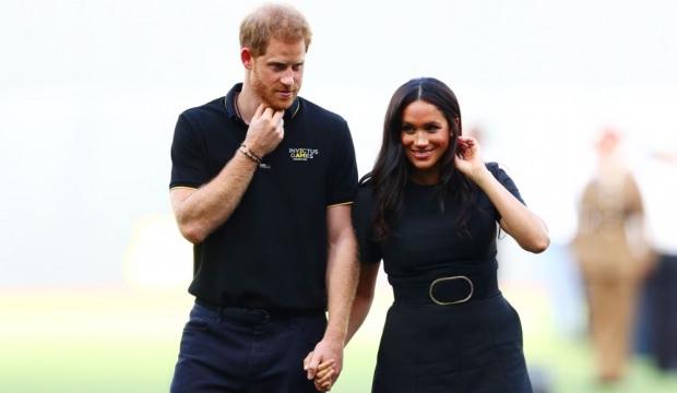 Meghan'ın babasından Megxit yorumu! Kraliyeti ucuzlatıyor