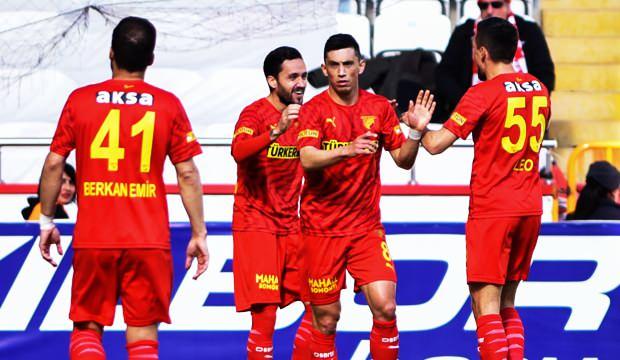 Antalyaspor'a evinde Göztepe darbesi!