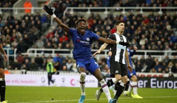 Chelsea'yi 90+4'te yıktılar