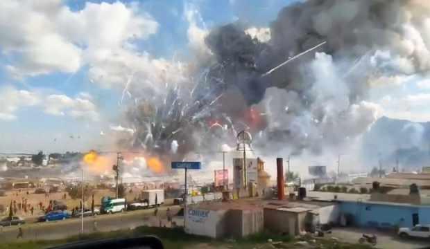 Havai fişek deposunda patlama: 2 ölü