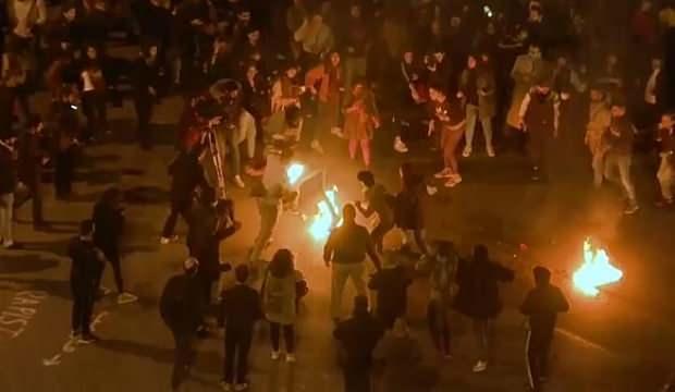 Lübnan'da polis göstericilere müdahale etti: 35 yaralı