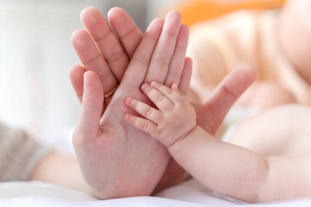 Bebeklerin elleri neden soğuk olur?