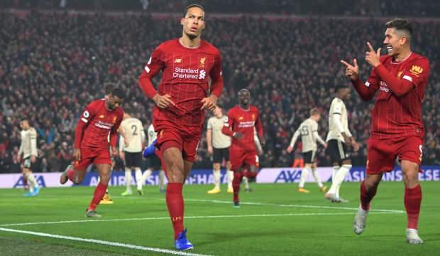 ManU'yu deviren Liverpool farkı iyice açtı!