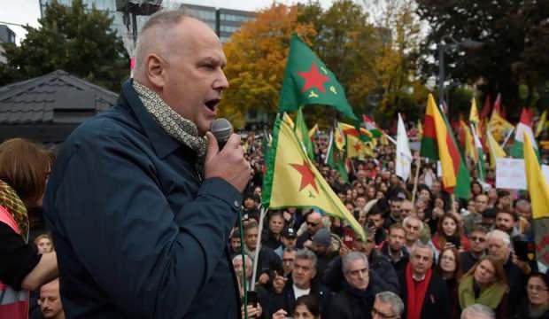 Terör örgütü PKK'yı açıktan destekliyordu... Parti Başkanı görevi bırakıyor