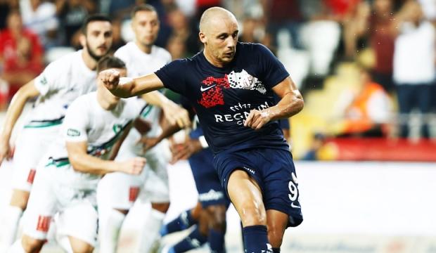 Aatif Chahechouhe ve Diego ile yollar ayrılıyor
