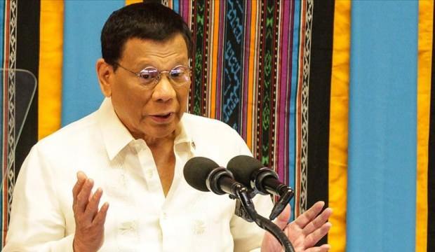 Duterte'den eski Emniyet Müdürü'nün vizesini iptal eden ABD'ye tehdit