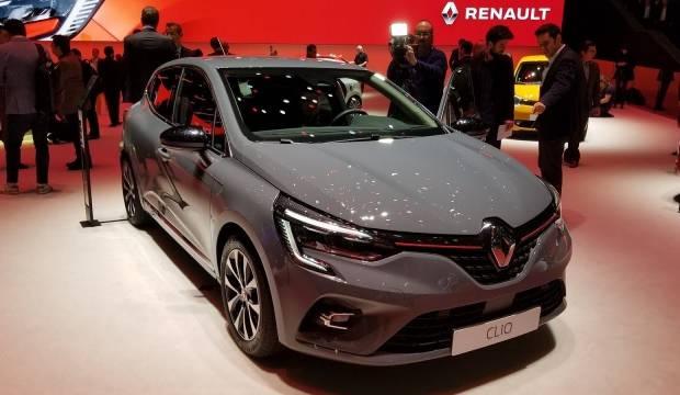 Renault Clio modeline hibrit versiyon!