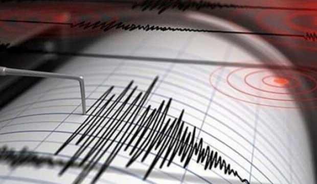 Akdeniz'de 4,9 büyüklüğünde deprem