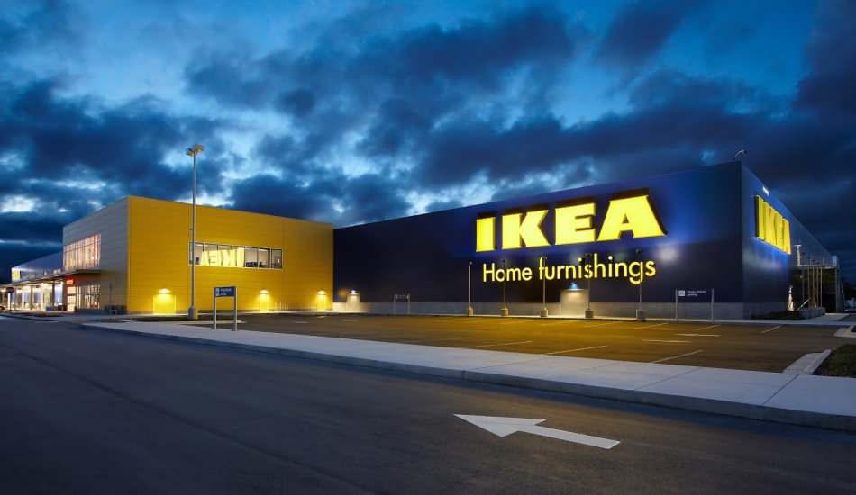 ikea_isvicre_magazasinda_tesetturlu_calisan_olmasina_tepki_gosteren_kisiye_cevap_verdi_1581245575_5478.jpg