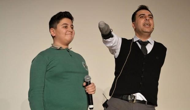 İki kolunu kaybetti ama azmini ve inancını kaybetmedi