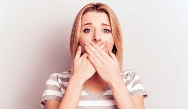 Hıçkırık nasıl geçer? Uzun süren hıçkırığa ne iyi gelir?