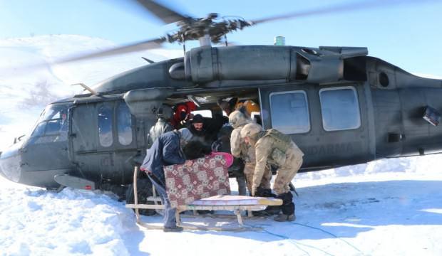 Erzurum’da askeri helikopterle hasta kurtarma operasyonu ile ilgili görsel sonucu