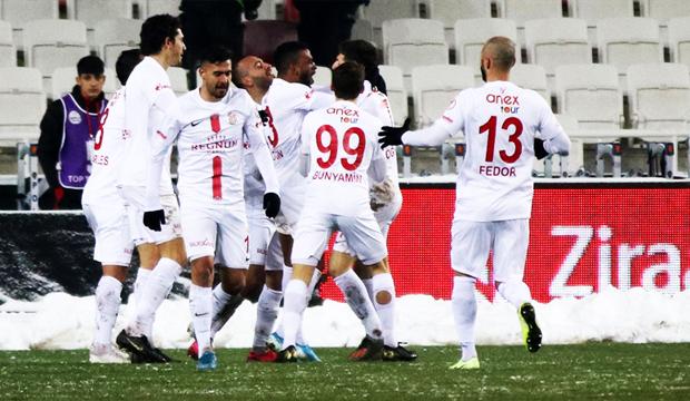 Sivasspor'a kupada büyük şok!