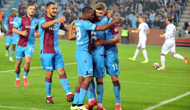 Trabzonspor'da bir ilk! 1 milyar TL'yi aştı