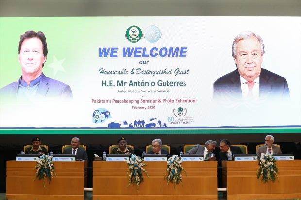 Birleşmiş Milletler (BM) Genel Sekreteri Antonio Guterres (Ortada), Pakistan'ın Ulusal Bilim ve Teknoloji Üniversitesi'nde (NUST) düzenlenen BM Barış Gücü Operasyonlarında 'Pakistan'ın Rolü' isimli konferansa katıldı.
