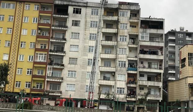 Rize’de çatı katında çıkan yangın paniğe yol açtı