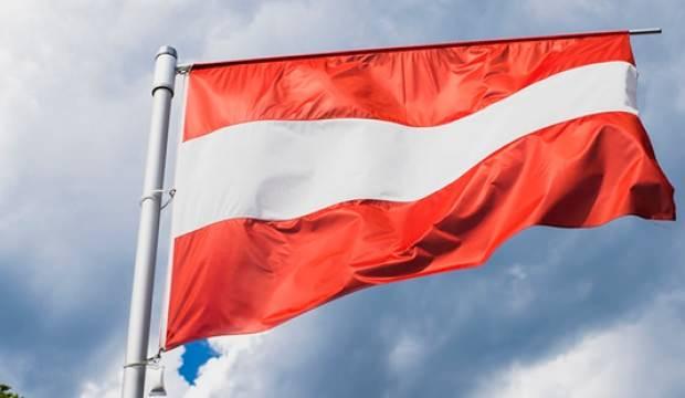 Türk ürünleri satan süpermarketin açılması engellendi
