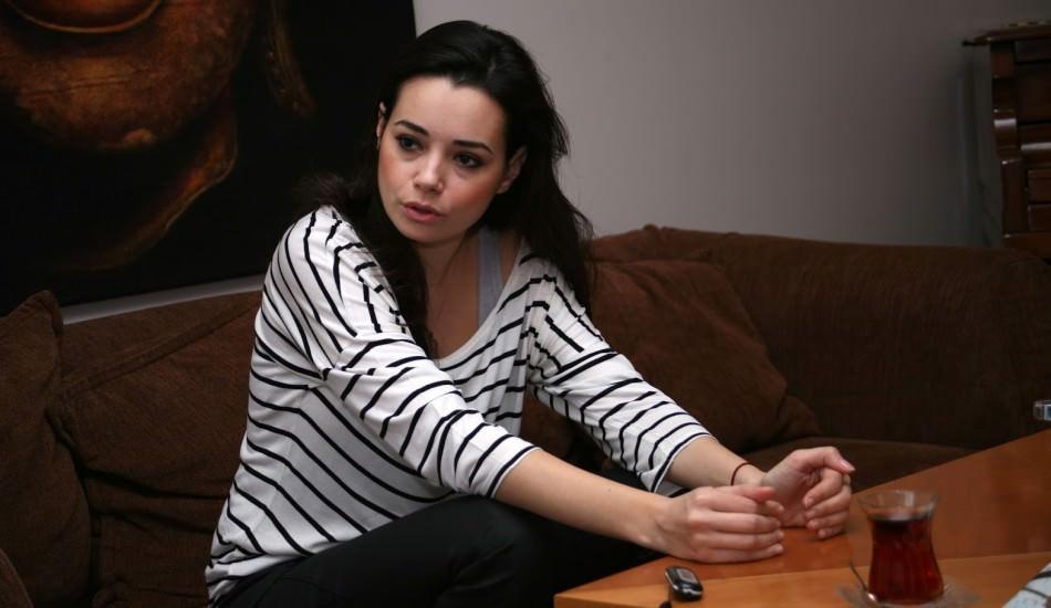 ozgun_namal_ekranlara_geri_donuyor_ozgun_namal_kimdir_1582611321_9965.jpg