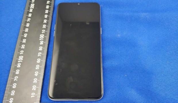 realme 6i görüntüsü ve özellikleri sızdırıldı