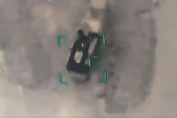 [Aktif olarak çalışan bir Pantsir S-1, İdlib'de ANKA tarafından vuruldu.]