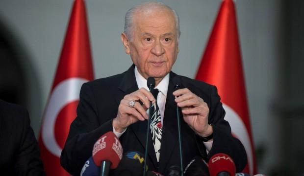 Bahçeli: Gün mesafe koyma günü değildir